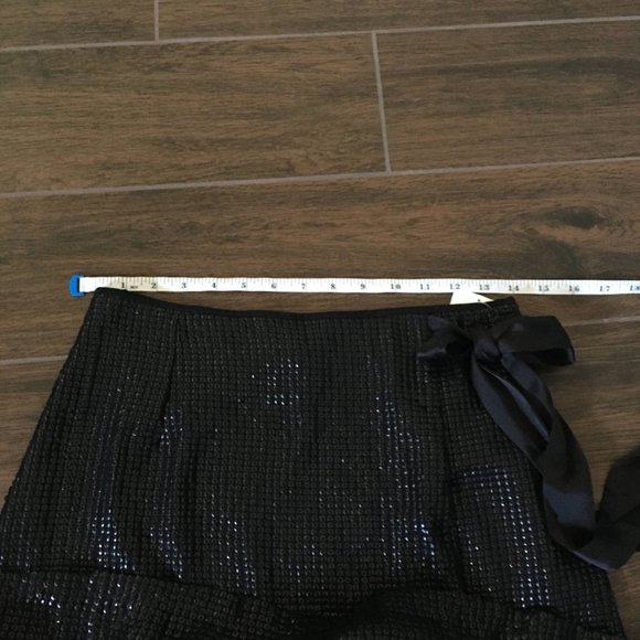 New Sexy faux wrap sequin midi skirt size Small - Picture 7 of 7